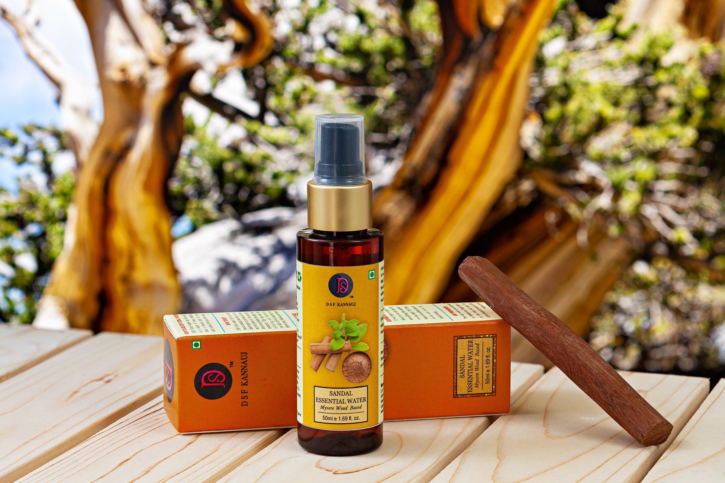 डीएसएफ चंदन जल II डीएसएफ चंदन हाइड्रोसोल II डीएसएफ चंदन आवश्यक जल